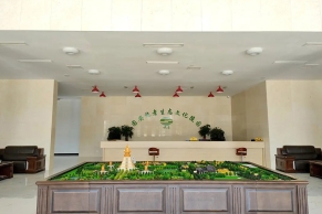 施孝陵园四季如画的静谧福地，班车预约便捷直达，让思念有处安放